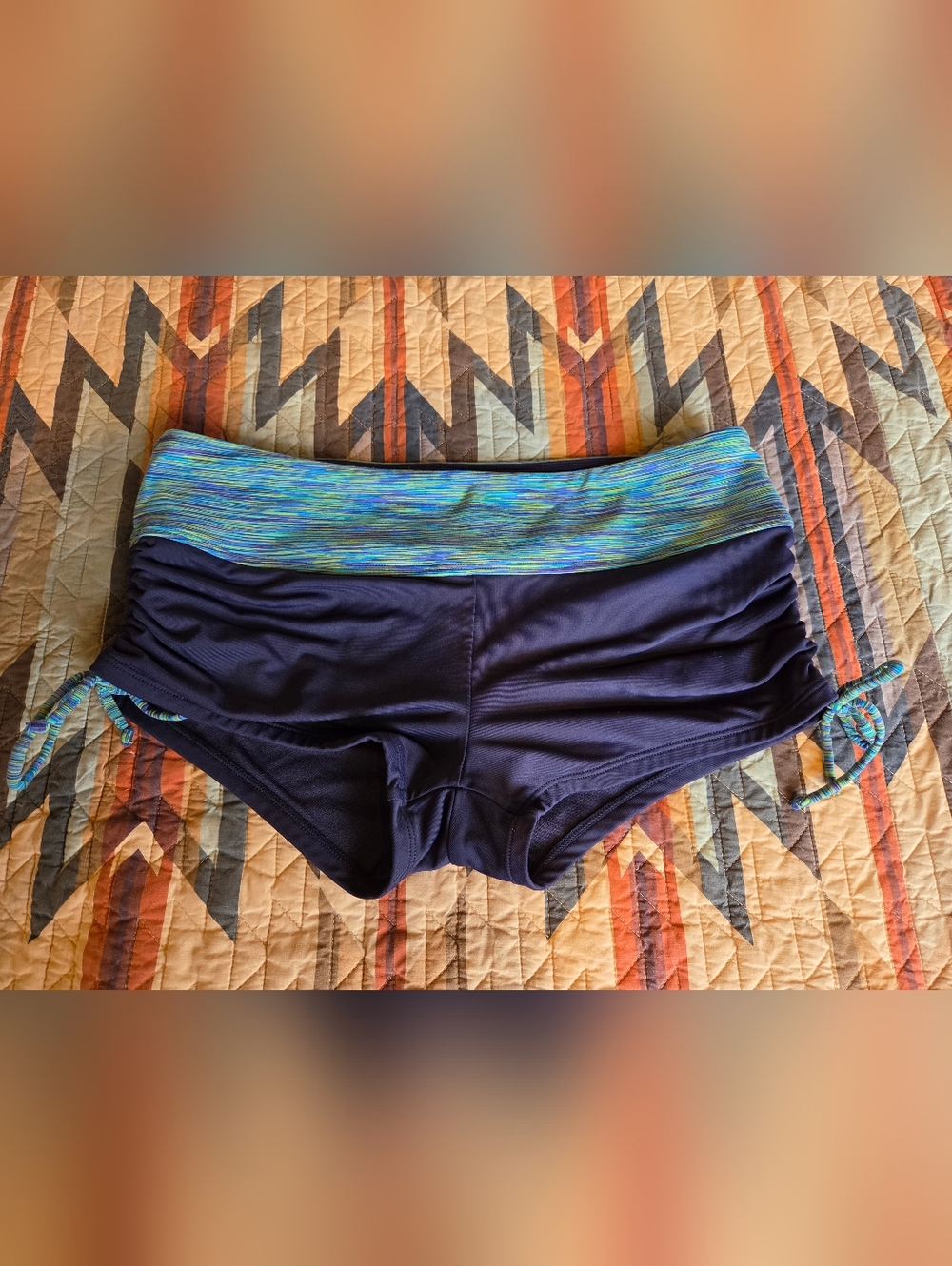 Athleta Navy Hipster Bikini Bottom with Blue-Green Space-Dyed Waistband